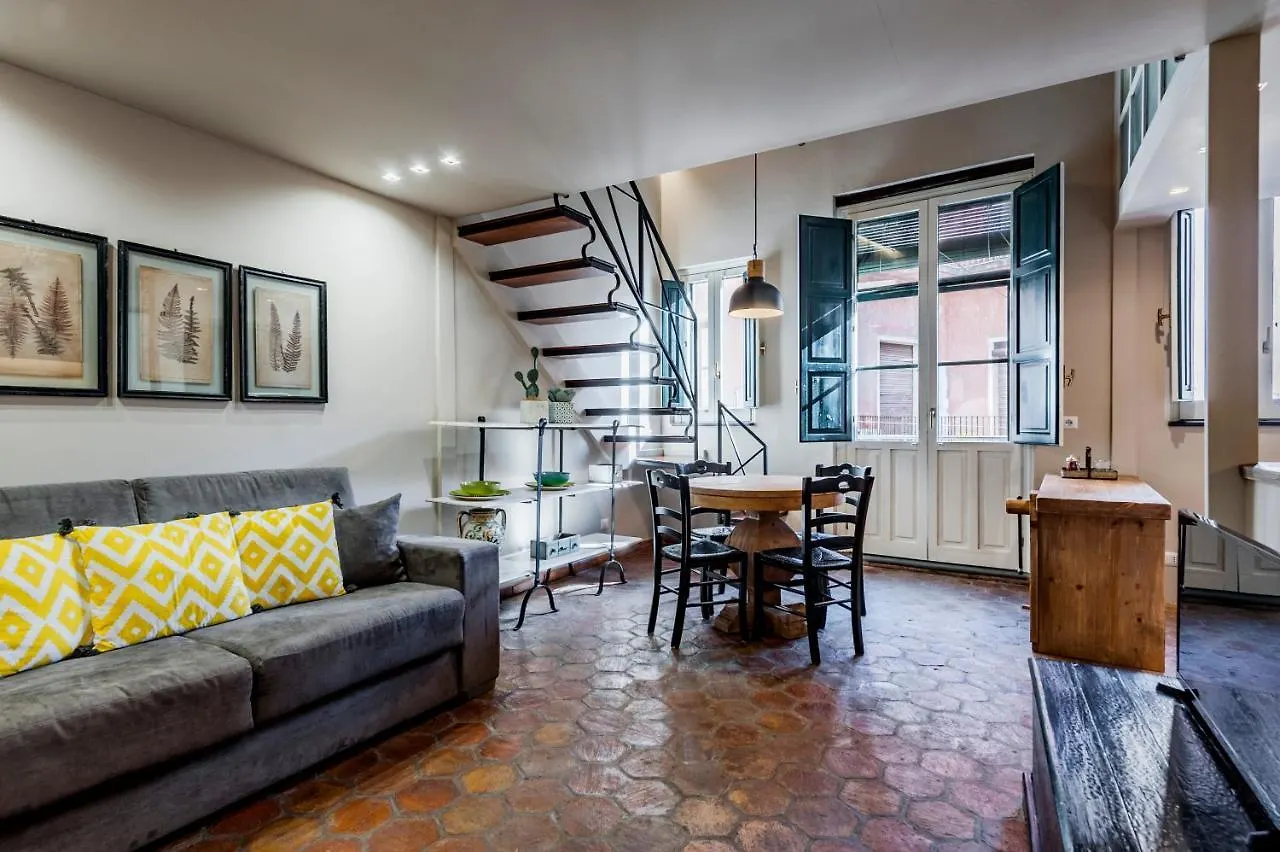Ferrini Home - Piazza Trento Katania 0*,