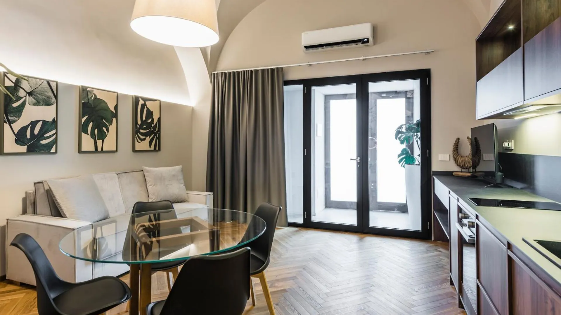 Apartament Ferrini Home - Piazza Trento Katania
