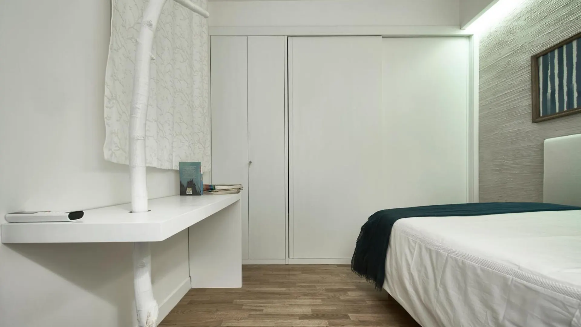 Ferrini Home - Piazza Trento Katania 0*,